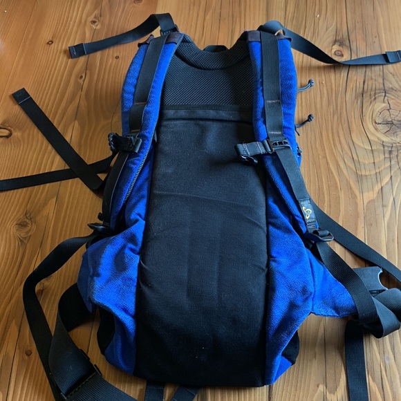 Mystery Ranch Mountain Monkey daypack with detachable hip pack, GUC. - Picture 3 of 13